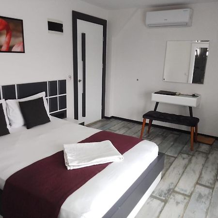 Wb Weekend Otel Bodrum Екстериор снимка