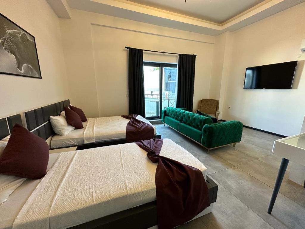Wb Weekend Otel Bodrum Екстериор снимка